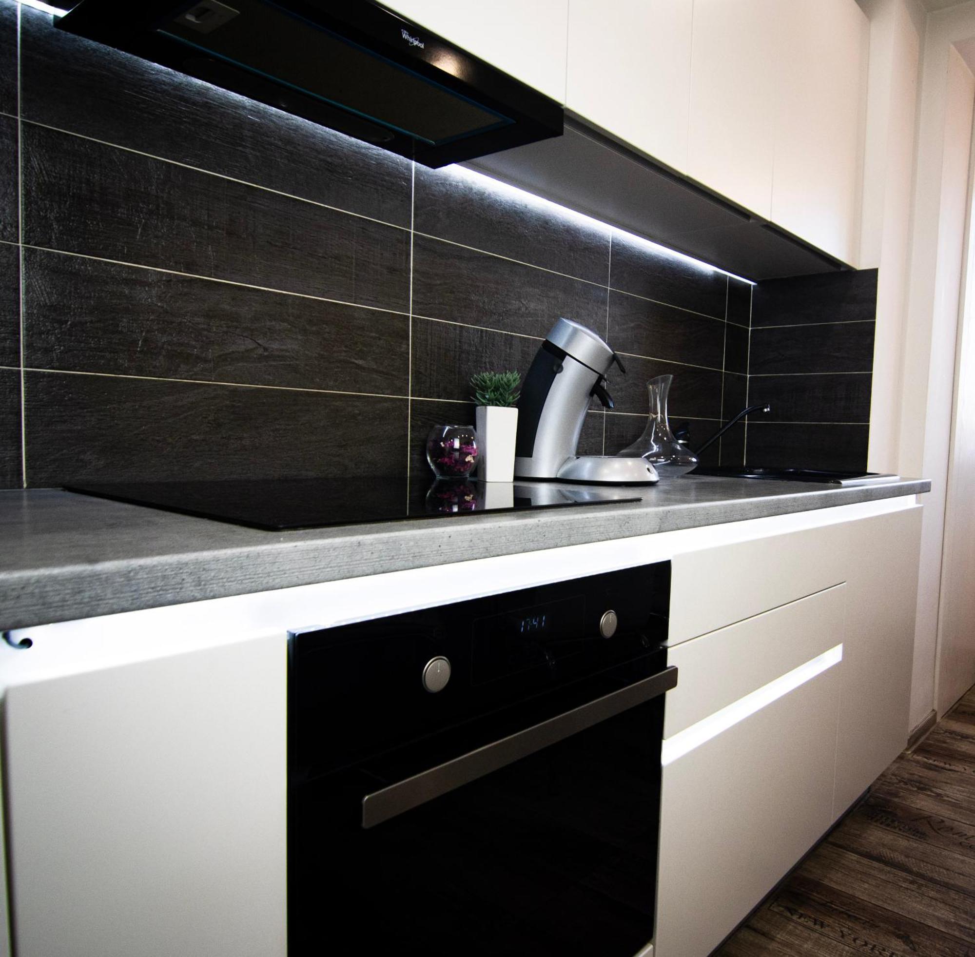 Best Apartment Central Hunedoara Eksteriør billede